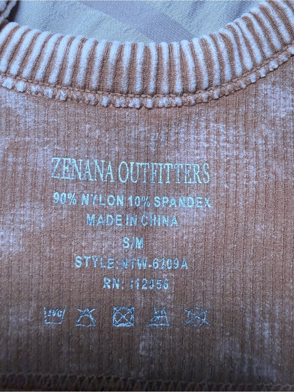 Zenana Ribbed V-Neck bralette - Picture 4 of 9